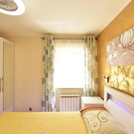 Apartment Rimac 663 Porec